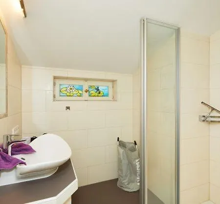 בית נופש Haus Almrose *